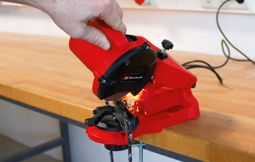 sharpening a chain with a saw chain sharpener