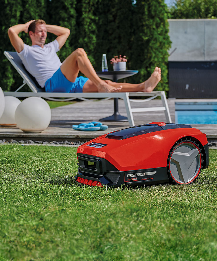 Einhell robotic lawn mower FREELEXO BT